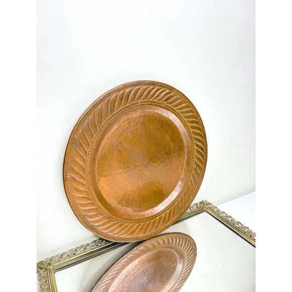 Large Round Copper Serving Tray - Vintage Plant or Drink Tray - Picture 8 of 8